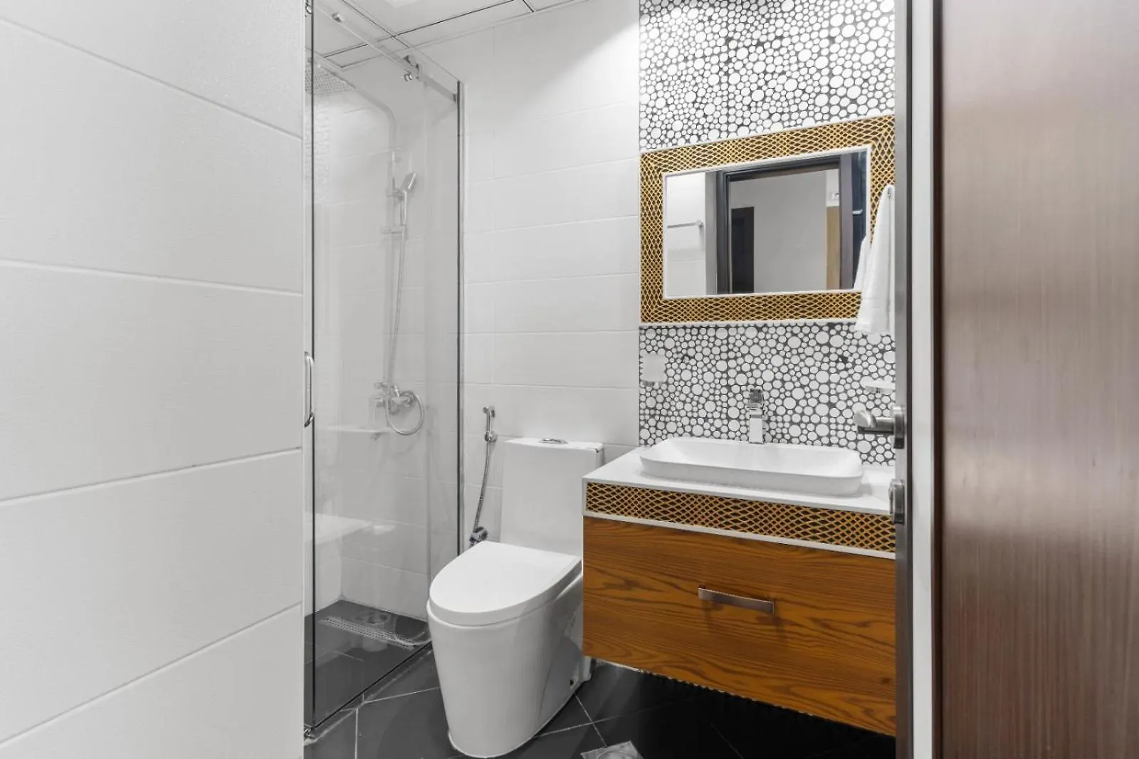 Apartment Brand New 2 Bedroom In Bayz By Danube, Business Bay Dubai